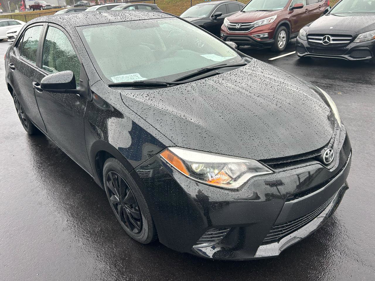 Used 2015 Toyota Corolla LE FWD image 7