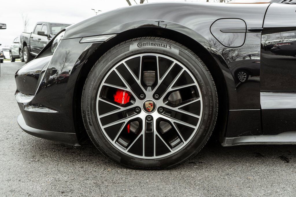 Used 2021 Porsche Taycan 4S image 37