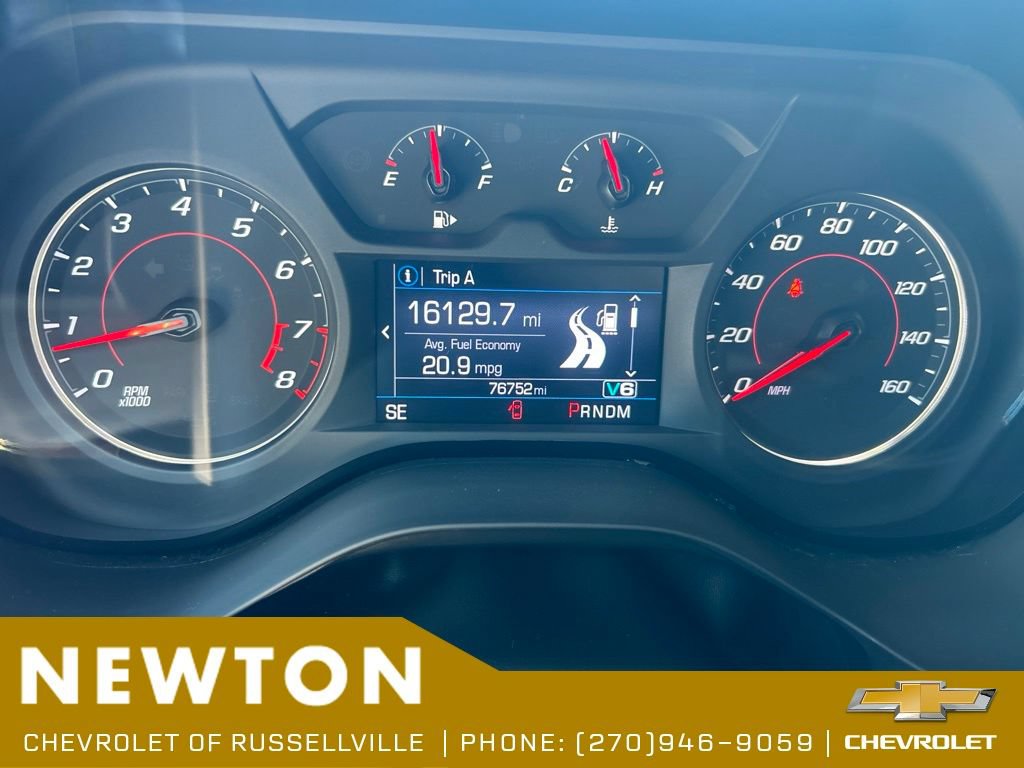 Used 2020 Chevrolet Camaro LT RWD image 18