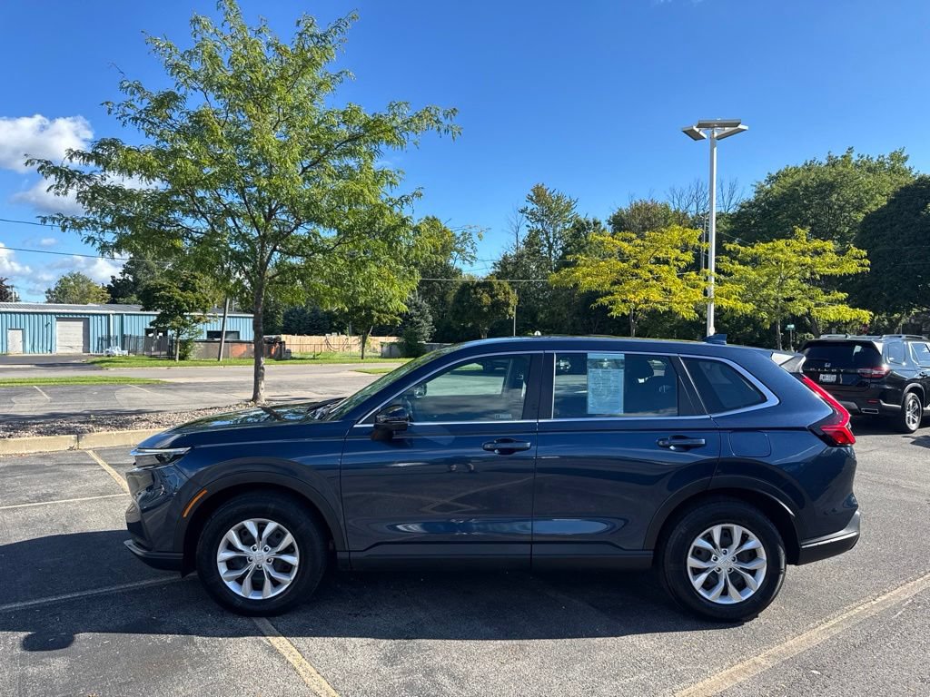 Used 2024 Honda CR-V LX image 8