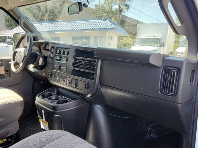 New 2026 Chevrolet Express 2500 w/ Driver Convenience Package RWD image 25
