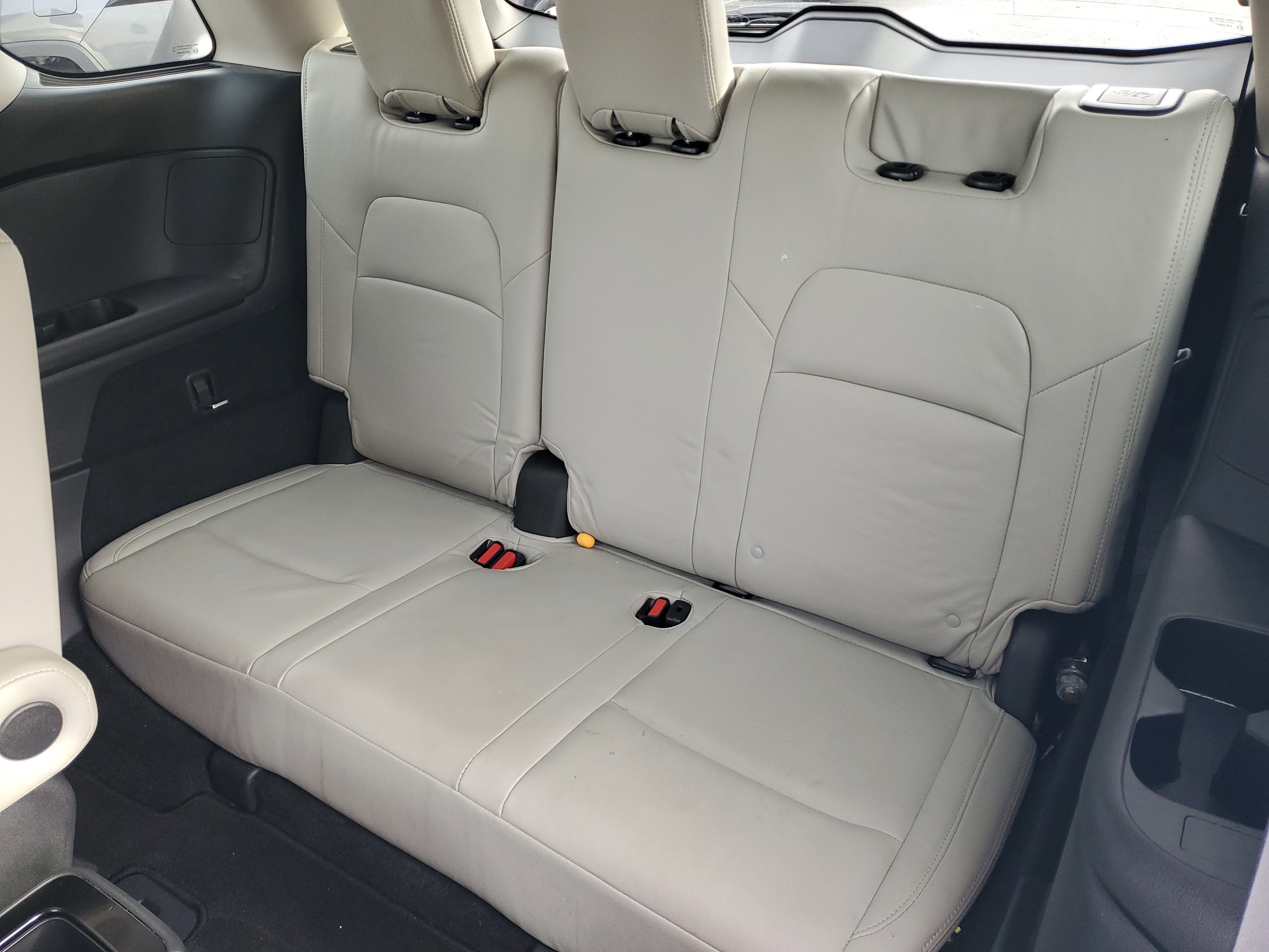 Certified 2022 Nissan Pathfinder SV w/ SV Premium Package image 16