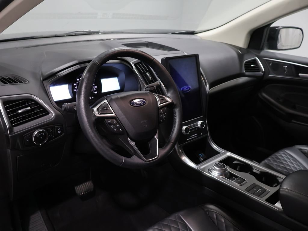 Used 2024 Ford Edge Titanium w/ Equipment Group 301A AWD/4WD image 14