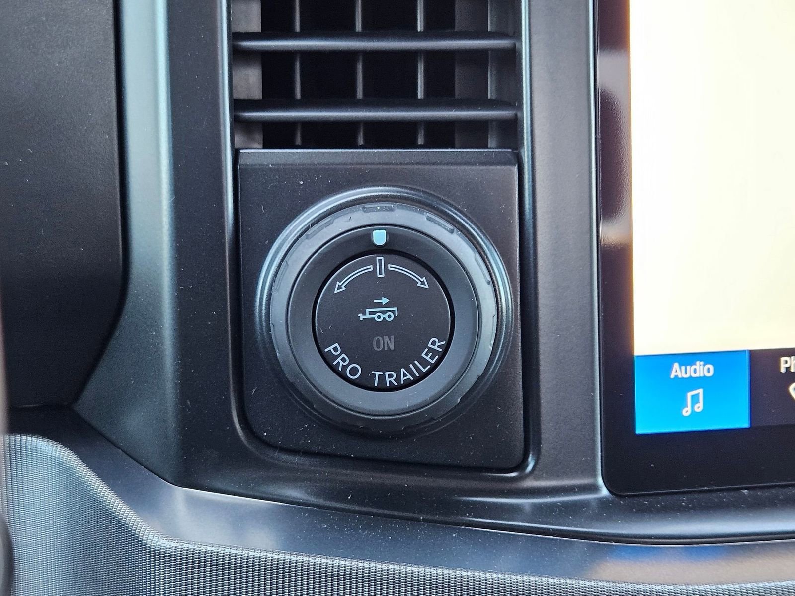 New 2026 Ford F350 Platinum AWD/4WD image 21