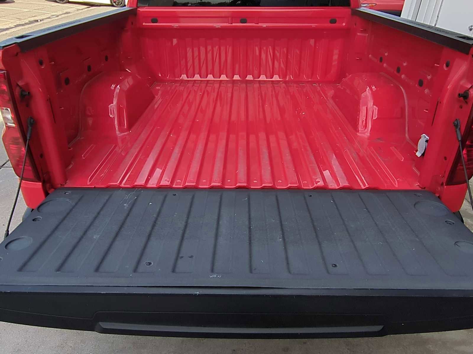 Used 2022 Chevrolet Silverado 1500 Custom image 23