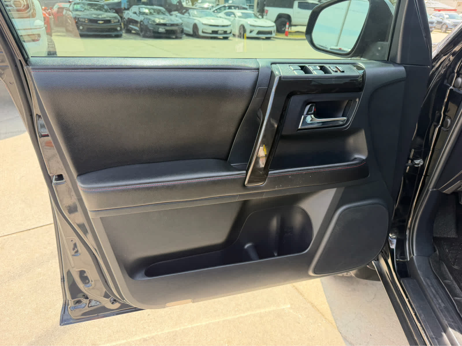 Used 2015 Toyota 4Runner TRD Pro AWD/4WD image 19