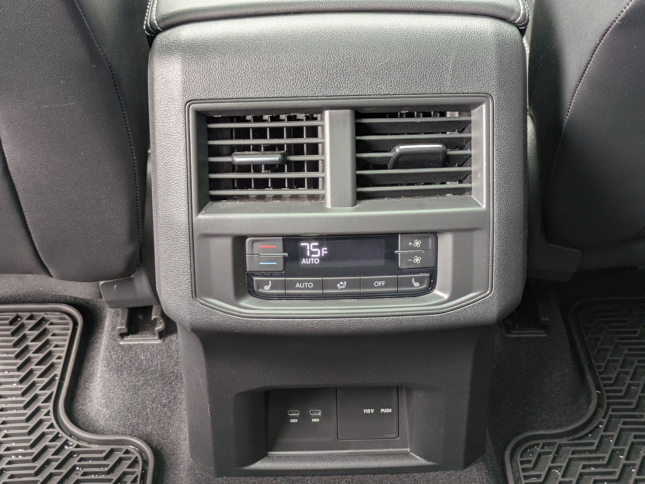 Used 2022 Volkswagen Atlas SEL Premium image 24