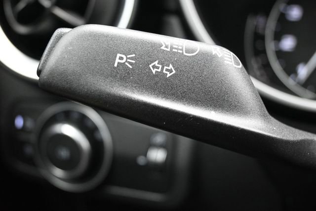 Used 2023 Alfa Romeo Stelvio Ti AWD/4WD image 27