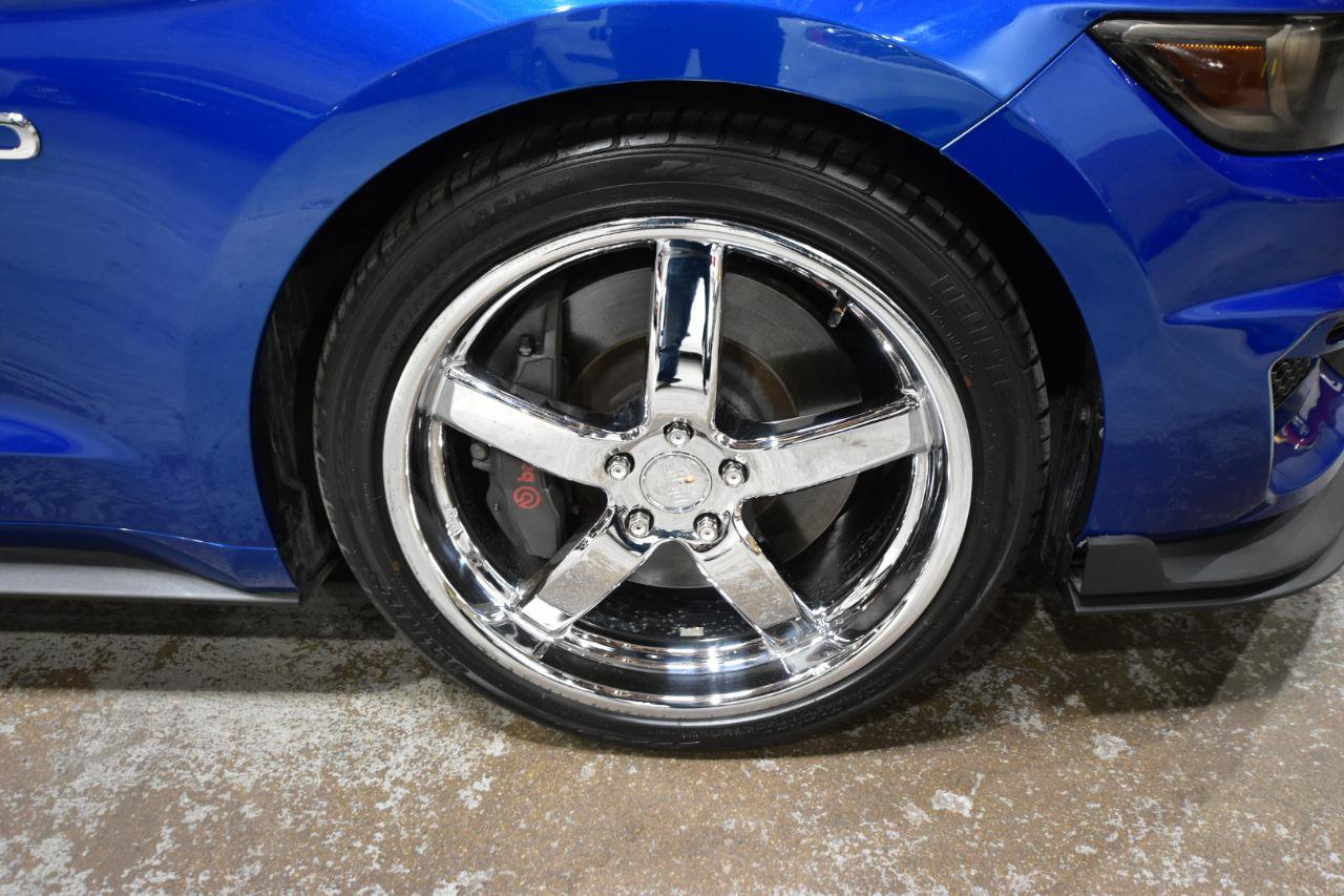 Used 2017 Ford Mustang GT w/ GT Performance Package RWD image 41