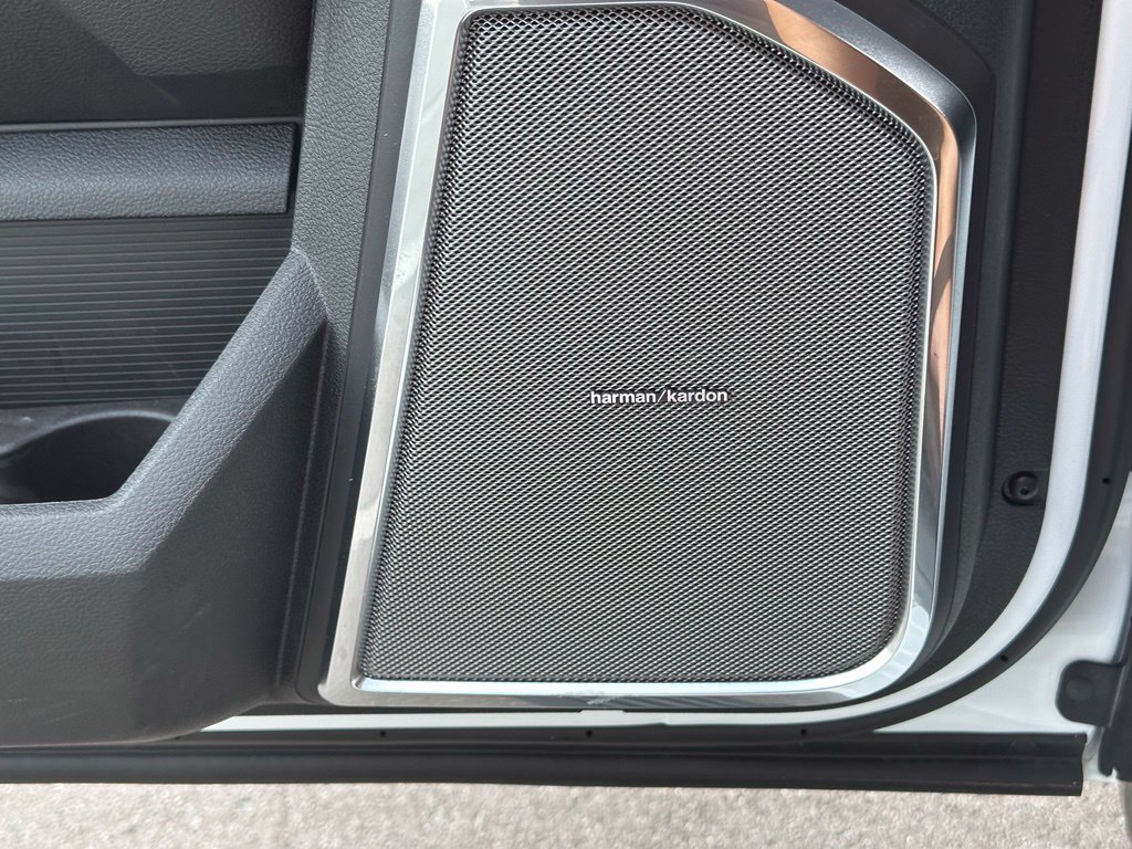 New 2026 RAM 3500 Laramie AWD/4WD image 33