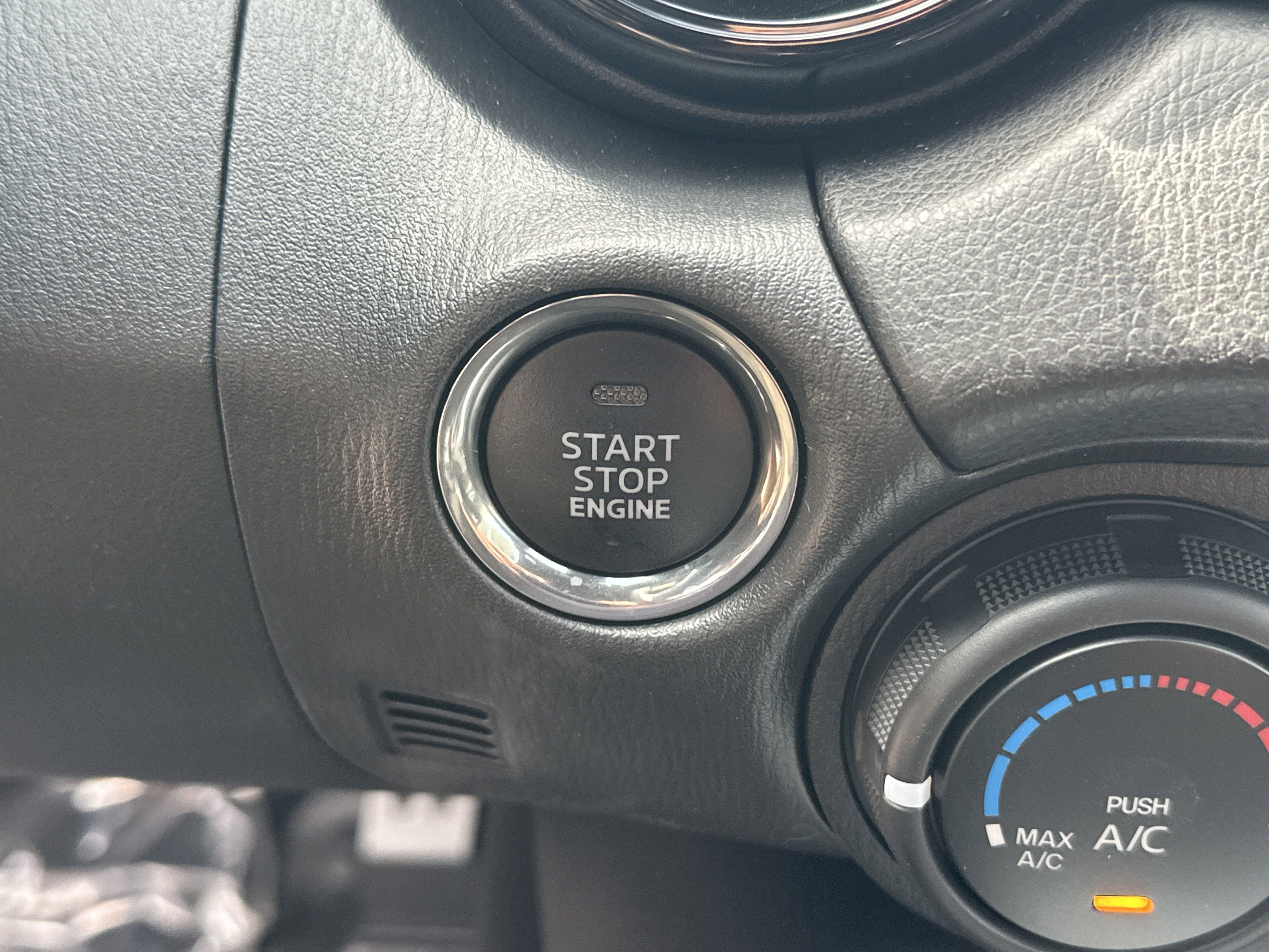 New 2025 MAZDA MX-5 Miata Club w/ Interior Package image 16