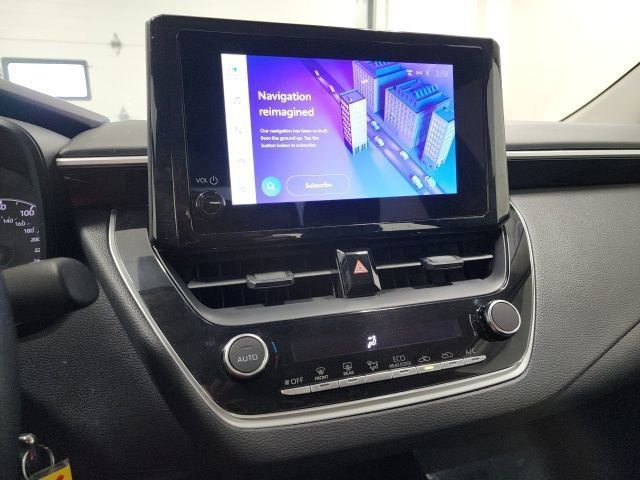 Used 2024 Toyota Corolla LE image 30