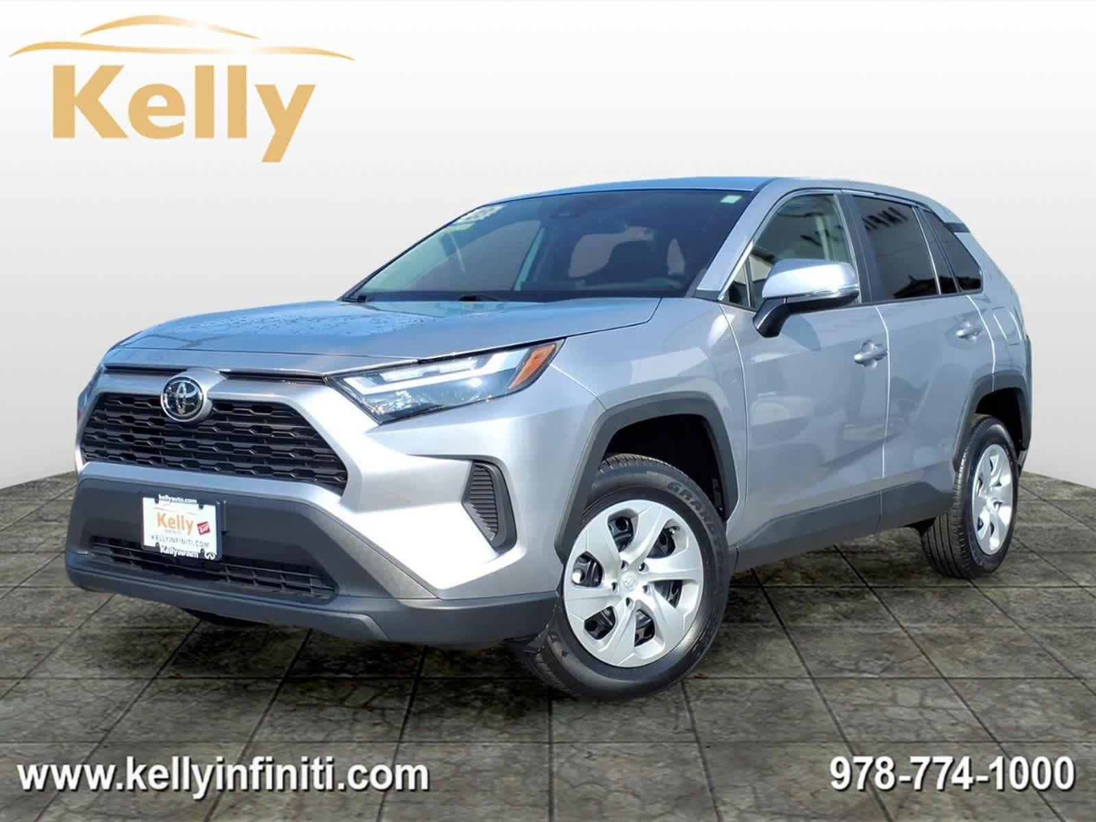 Used 2023 Toyota RAV4 LE AWD/4WD image 1
