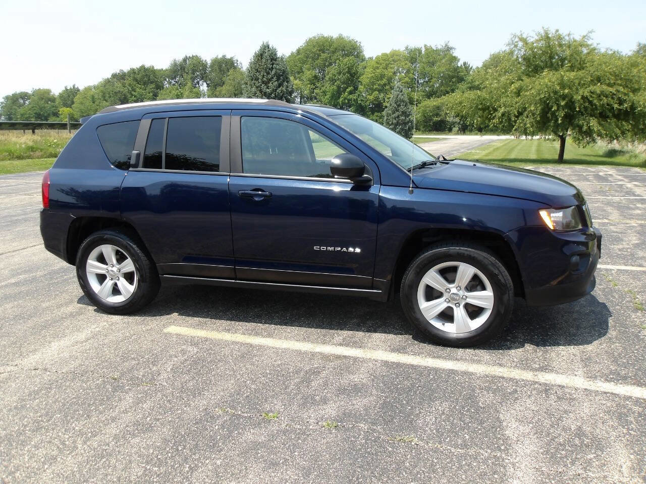 Used 2016 Jeep Compass Sport w/ Power Value Group image 1