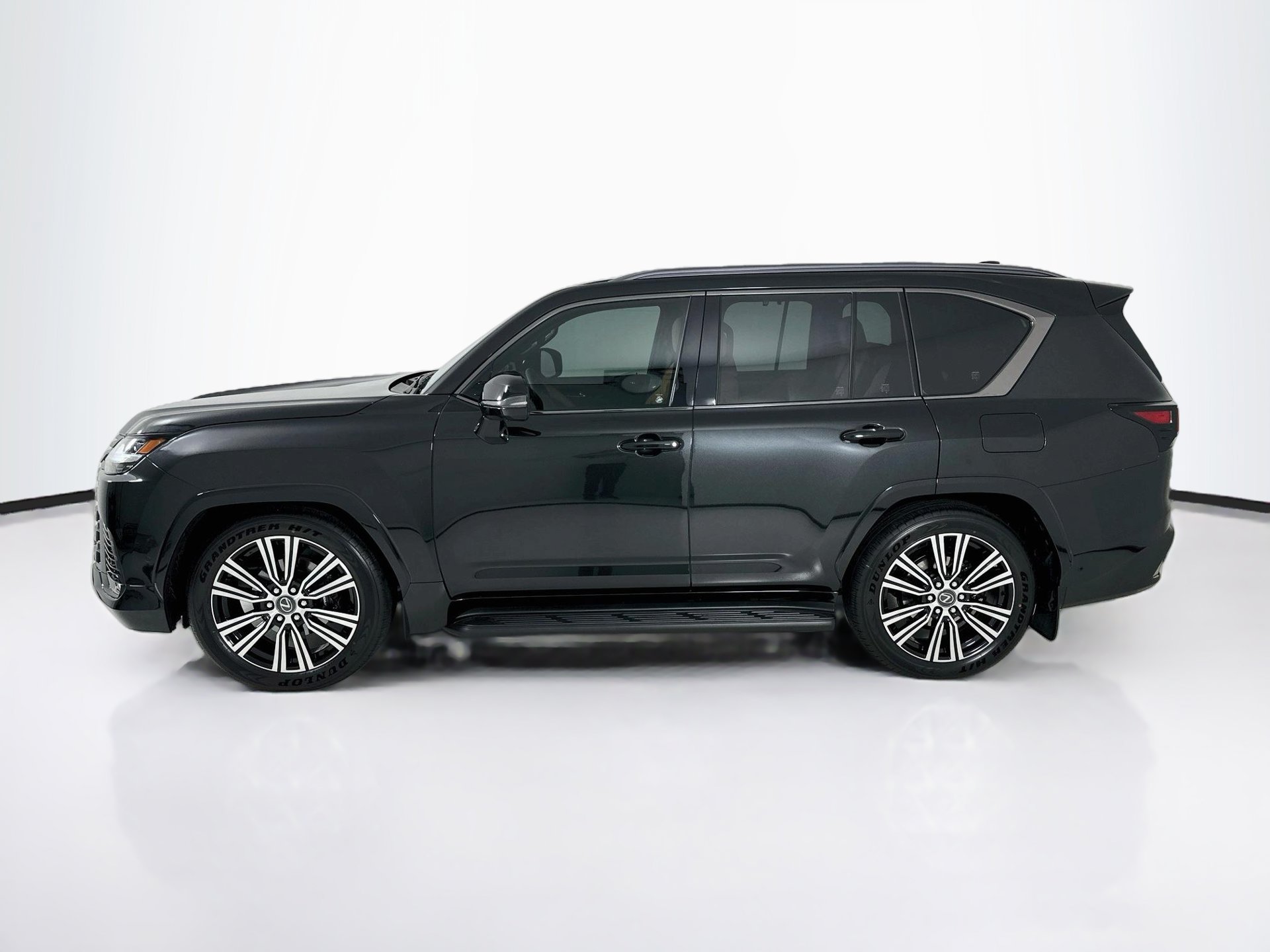 Used 2026 Lexus LX 700h Luxury w/ Appearance Package AWD/4WD image 5