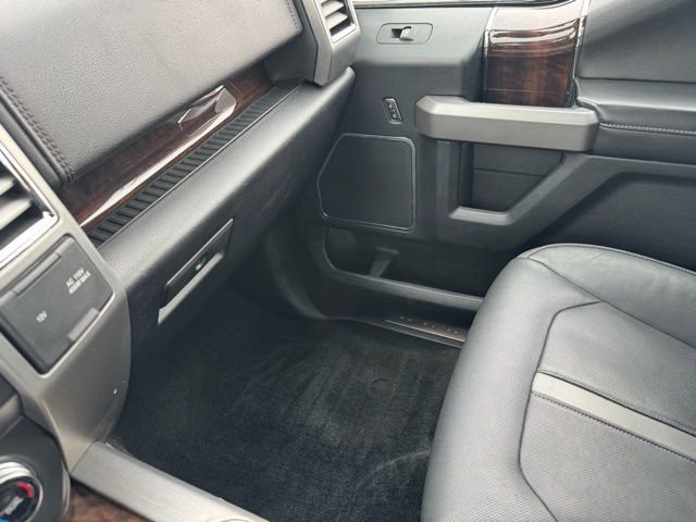 Used 2015 Ford F150 Platinum image 20