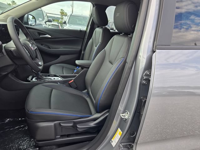 New 2026 Buick Encore GX Sport Touring FWD image 12