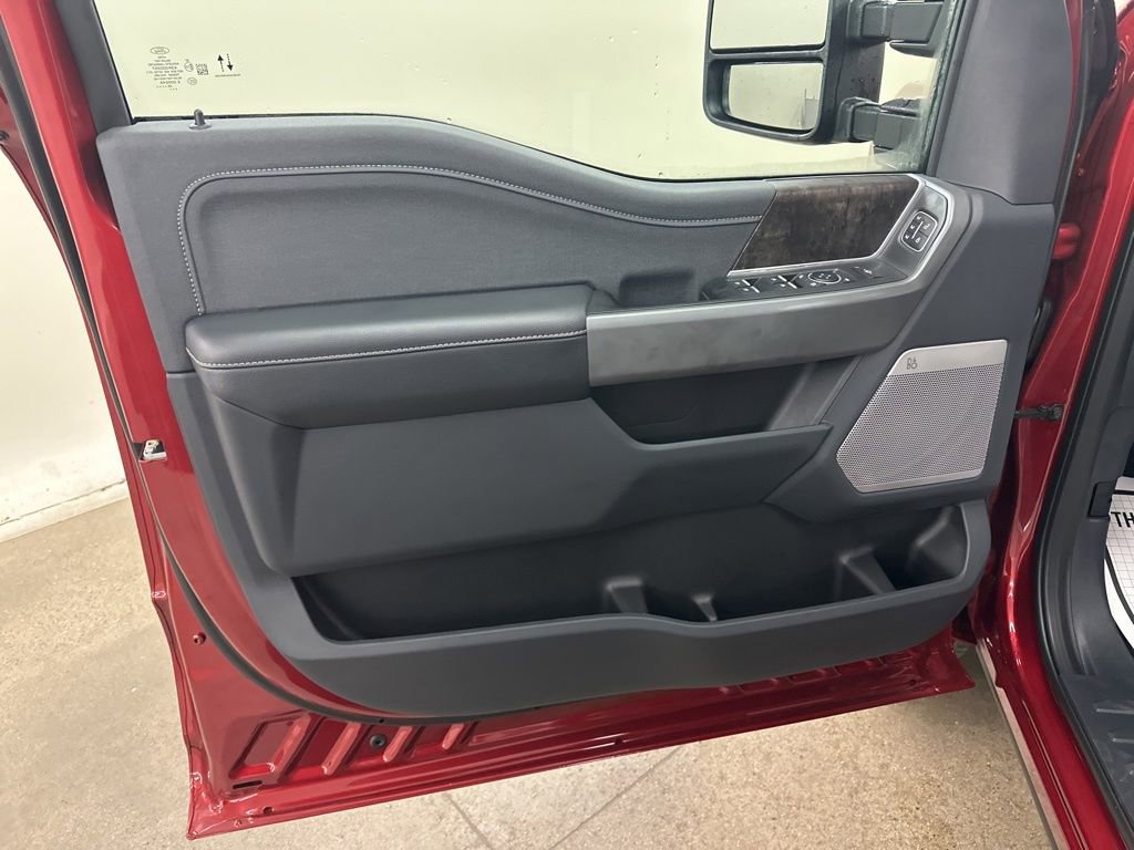 New 2026 Ford F350 Lariat image 33