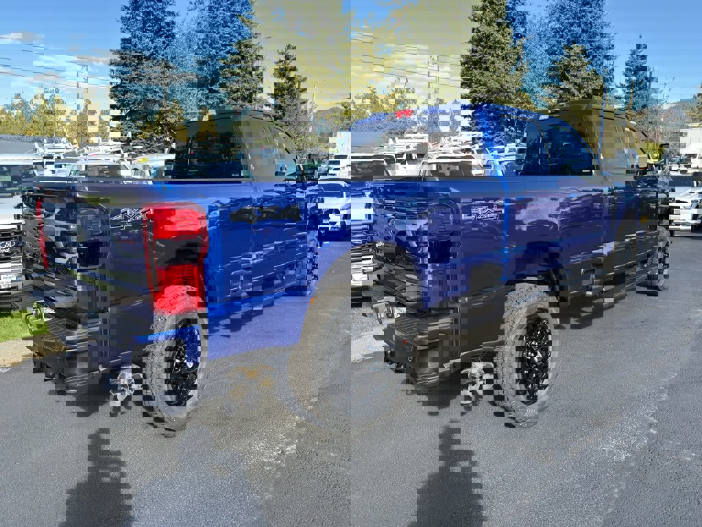 New 2026 Ford F350 Lariat w/ Black Appearance Package image 5