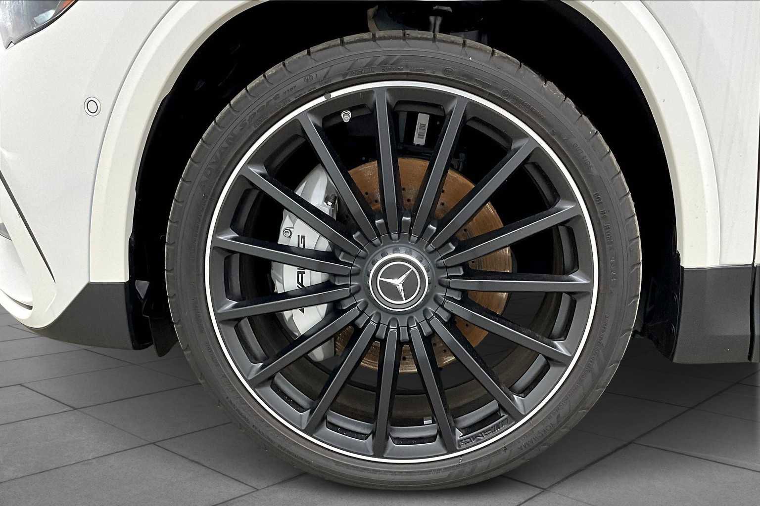 New 2025 Mercedes-Benz GLA 35 AMG 4MATIC image 11