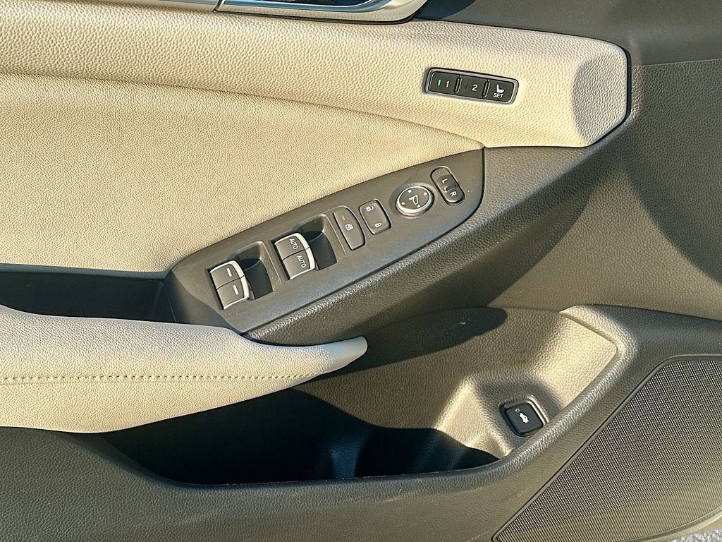 Used 2020 Honda Accord EX-L image 22