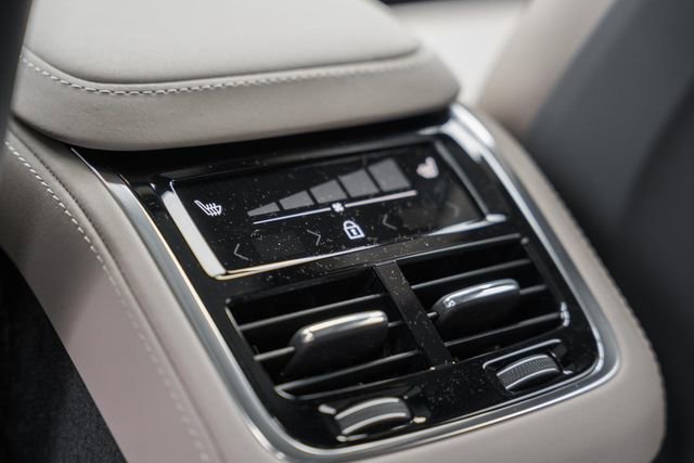 New 2026 Volvo XC90 B5 Ultra image 32
