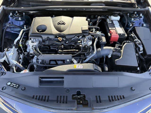 Used 2022 Toyota Camry SE FWD image 11