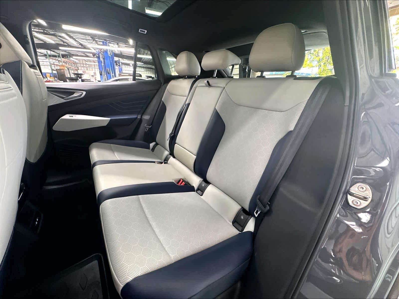 Used 2023 Volkswagen ID.4 Pro S AWD/4WD image 26