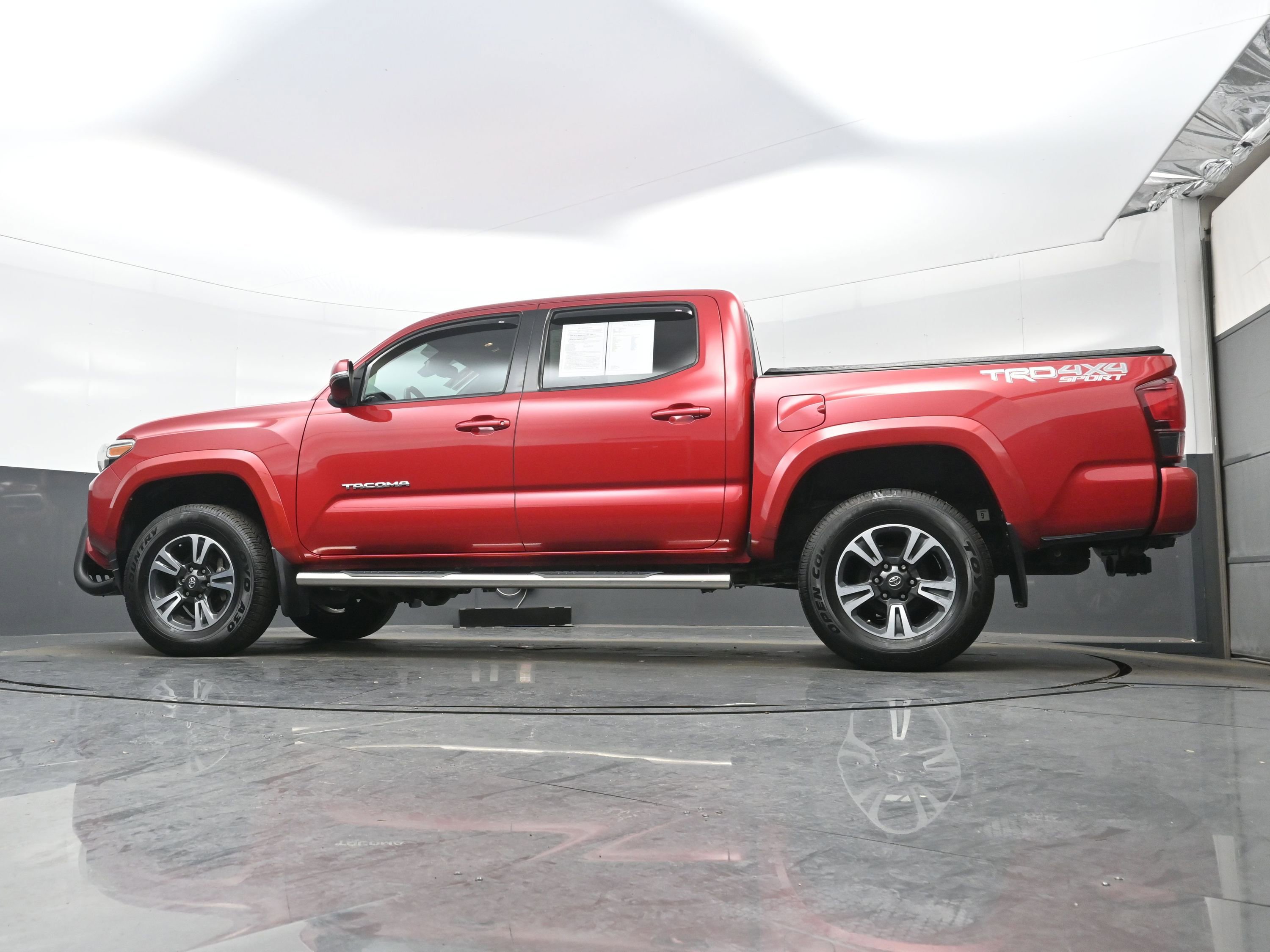 Used 2019 Toyota Tacoma TRD Sport image 27