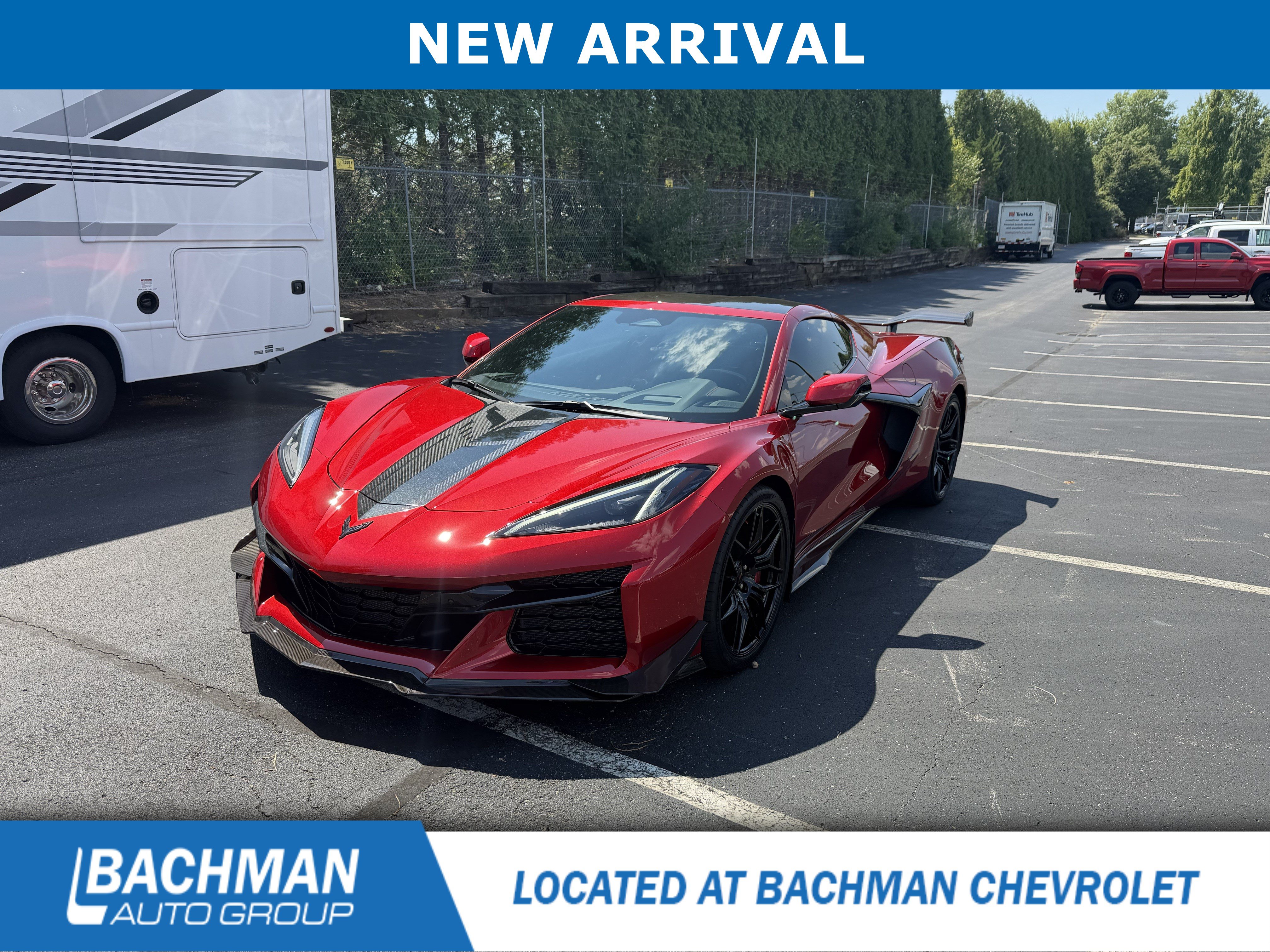 Used 2024 Chevrolet Corvette Z06 w/ Z07 Performance Package RWD image 3