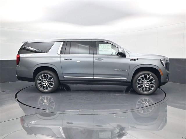 New 2026 GMC Yukon XL Denali image 4