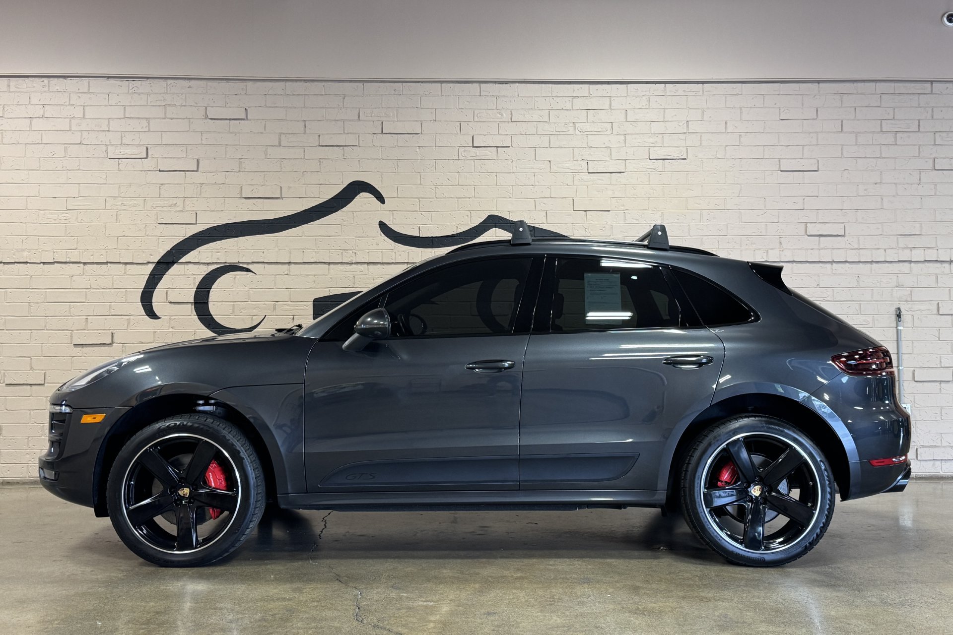Used 2018 Porsche Macan GTS AWD/4WD image 9