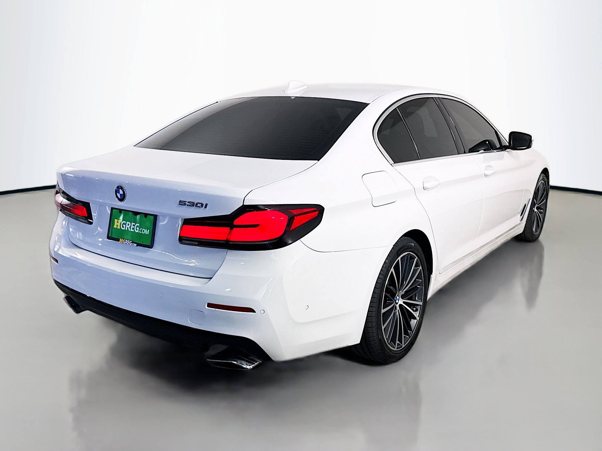 Used 2021 BMW 530i w/ Premium Package RWD image 10