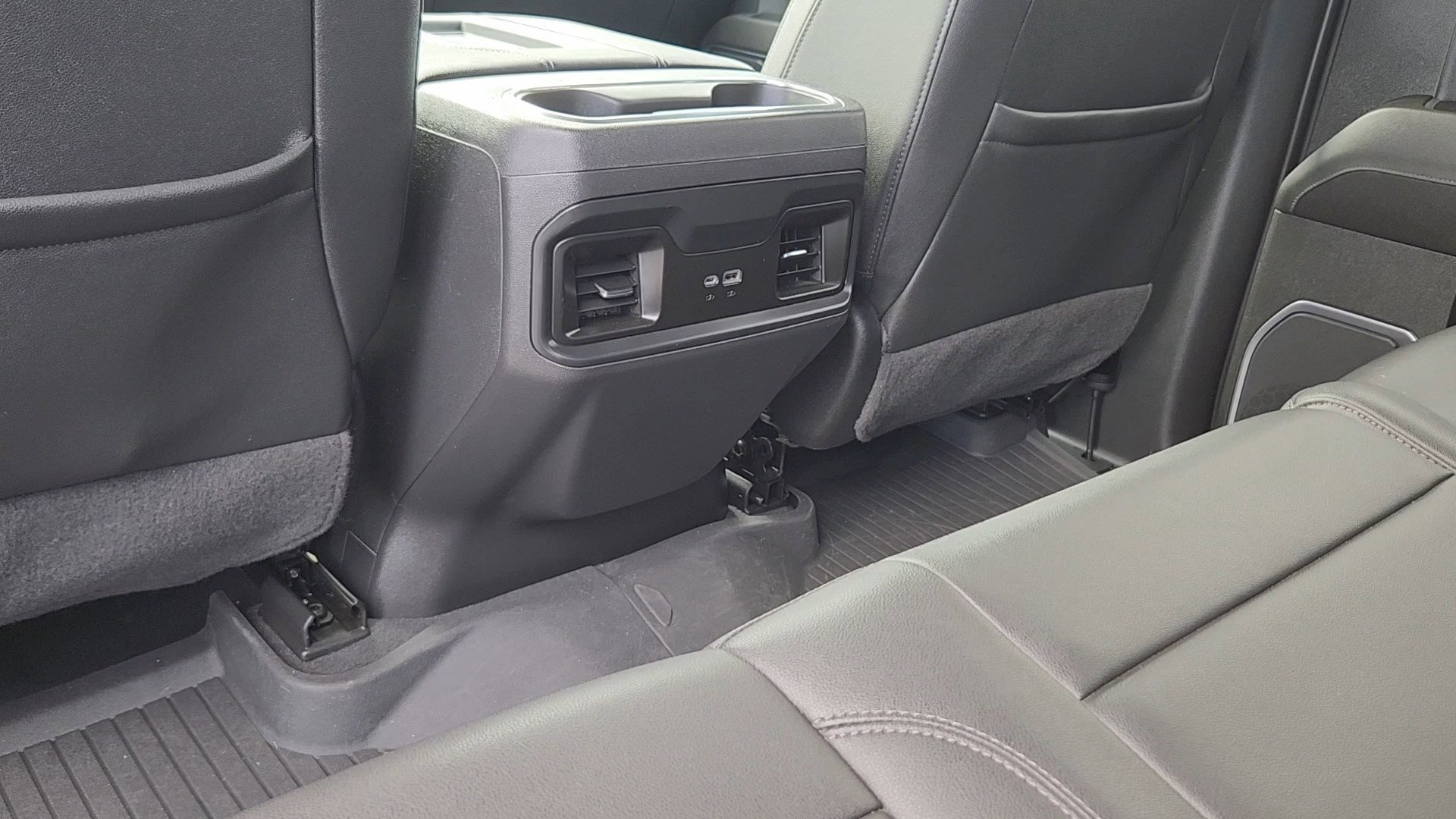 Used 2022 Chevrolet Silverado 1500 LT Trail Boss w/ LT Trail Boss Premium Package image 17