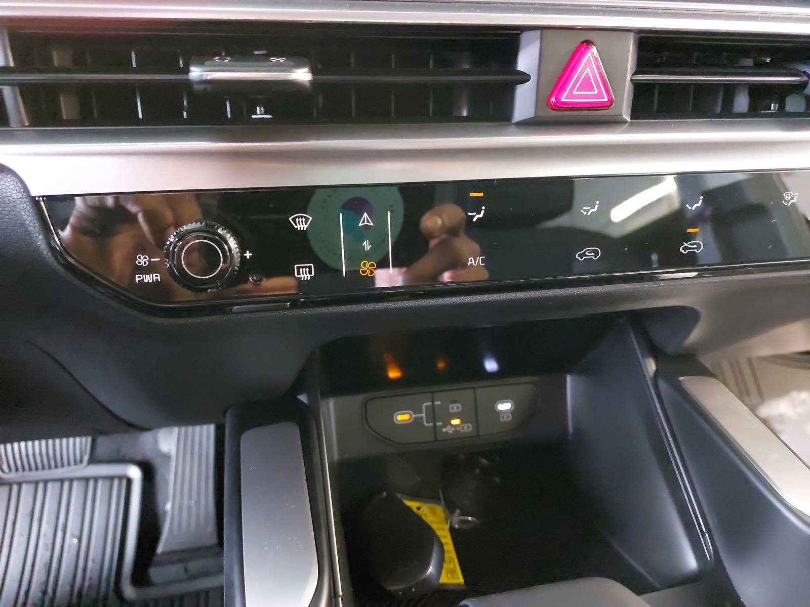 New 2026 Kia Sorento LX FWD image 23