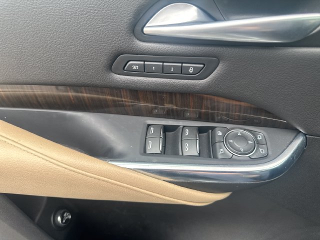 Certified 2024 Cadillac XT4 Premium Luxury FWD image 11