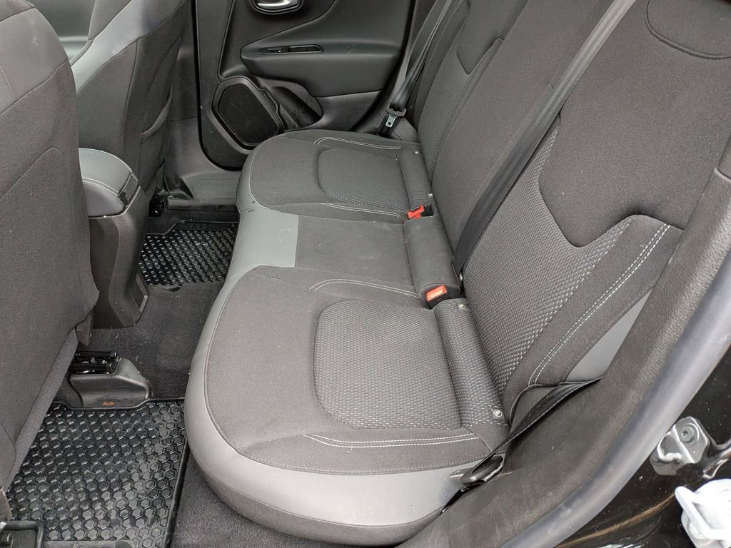 Used 2023 Jeep Renegade Latitude w/ Sun/Sound Group image 23