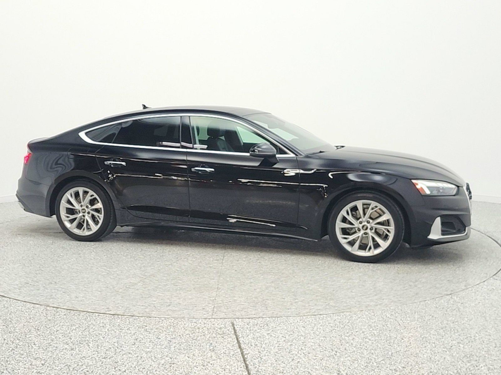 Used 2023 Audi A5 2.0T Premium w/ Convenience Package AWD/4WD image 4