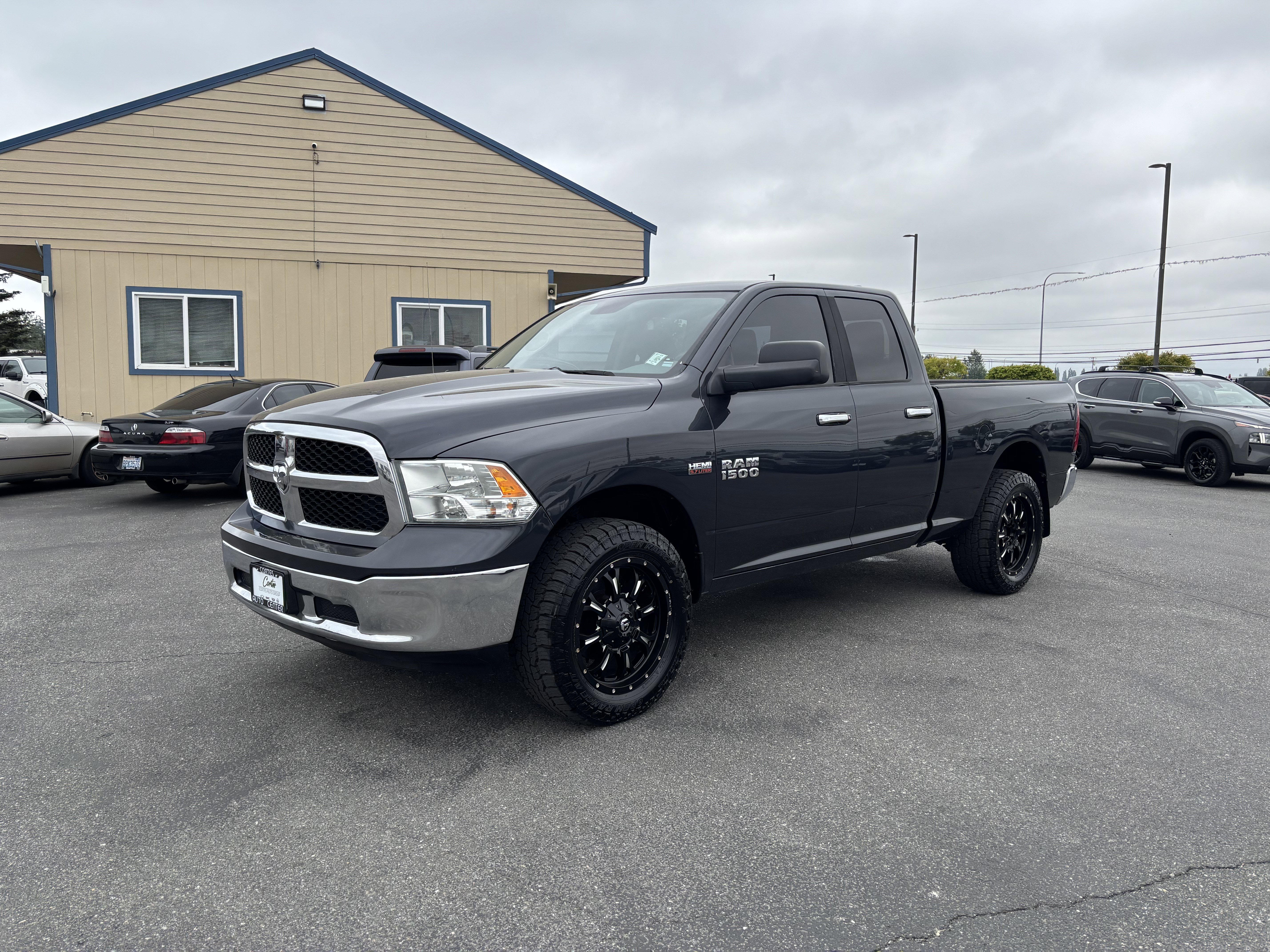 Used 2014 RAM 1500 Classic SLT AWD/4WD image 3