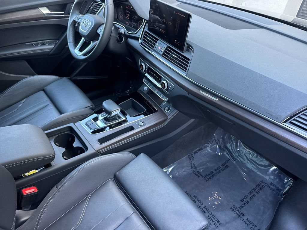 Used 2023 Audi Q5 2.0T Premium Plus w/ Premium Plus Package AWD/4WD image 20