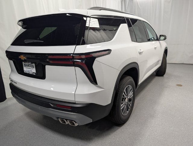 New 2026 Chevrolet Traverse LT AWD/4WD image 3