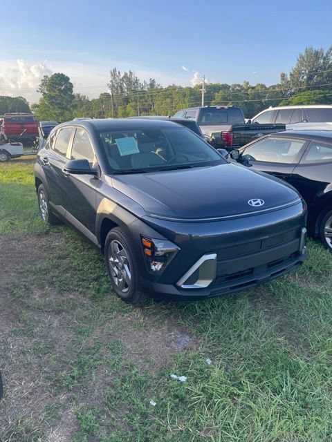 Used 2026 Hyundai Kona SE FWD image 3