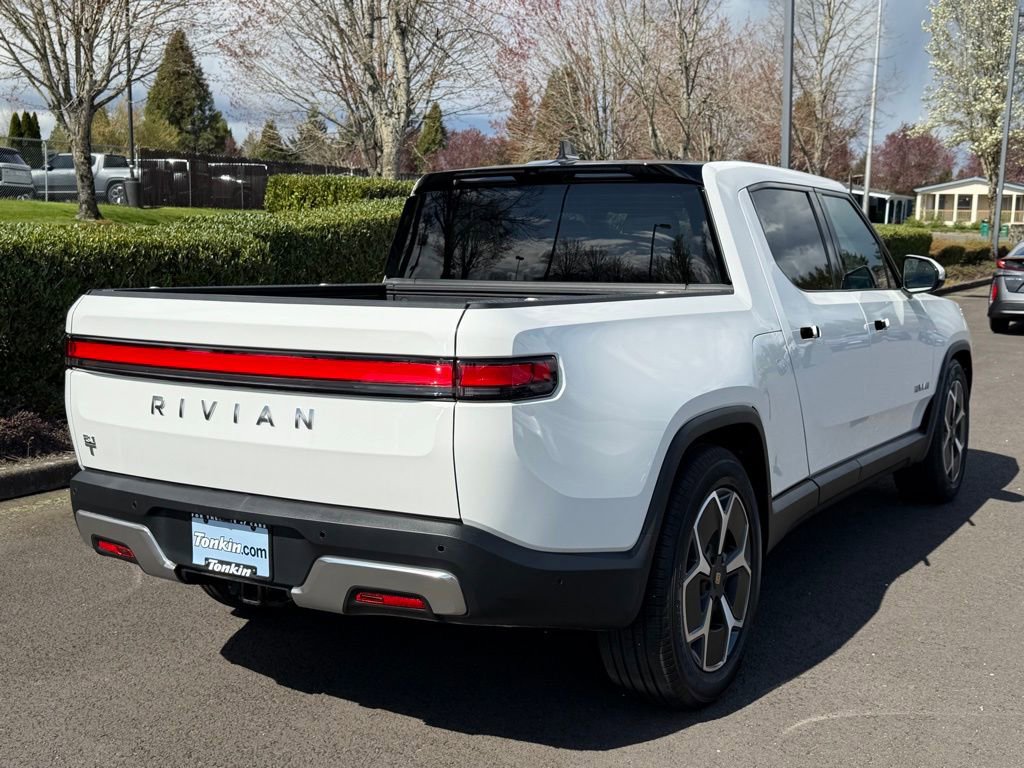 Used 2024 Rivian R1T Adventure image 7
