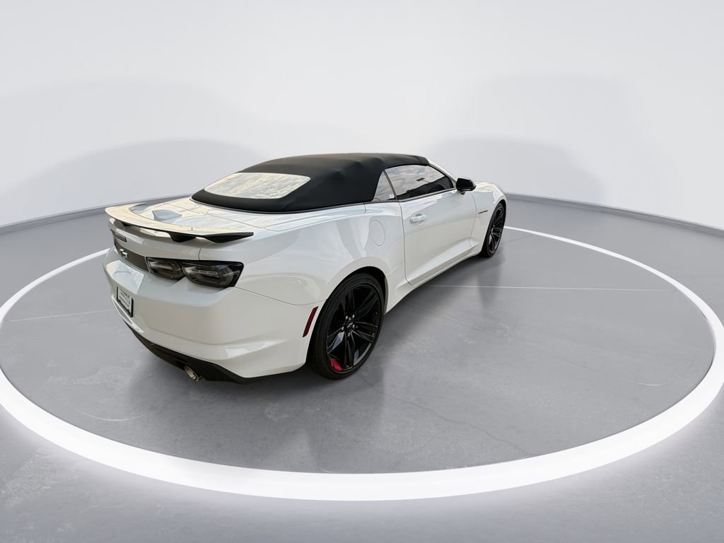 Used 2022 Chevrolet Camaro LT w/ Redline Edition RWD image 8