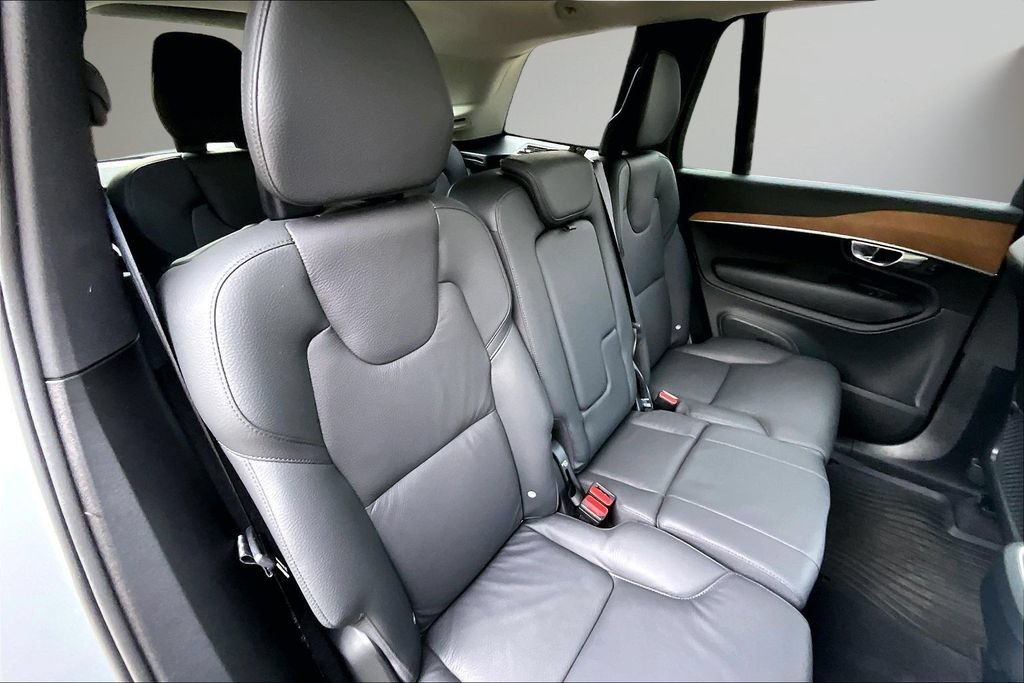 Used 2024 Volvo XC90 B5 Plus AWD/4WD image 26