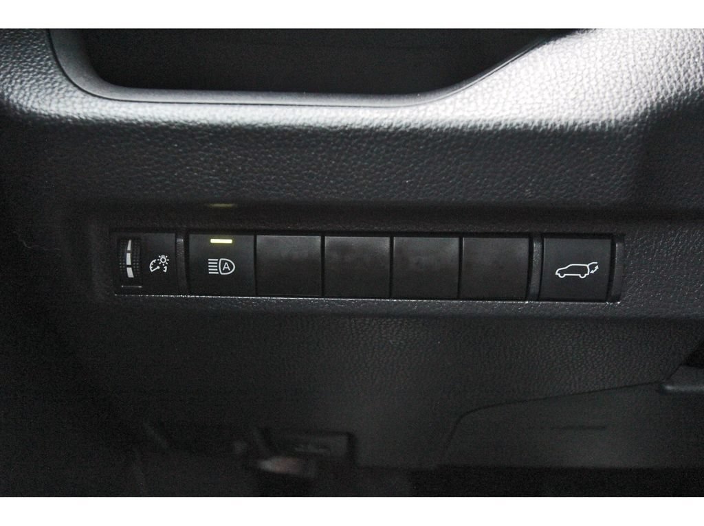 Used 2024 Toyota RAV4 XLE w/ Convenience Package FWD image 22