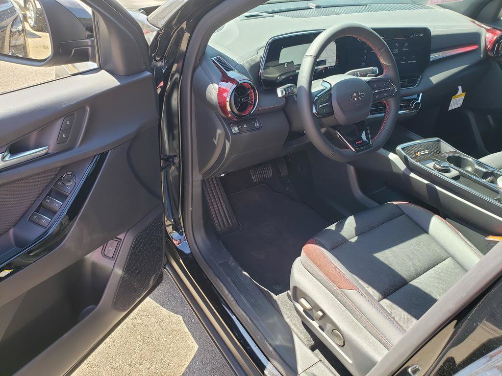 New 2026 Chevrolet Equinox RS FWD image 12