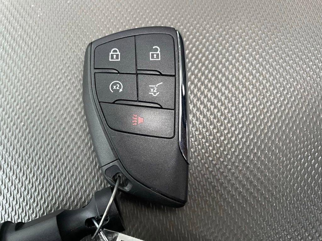 Used 2025 Chevrolet Equinox LT w/ Convenience Package II FWD image 20