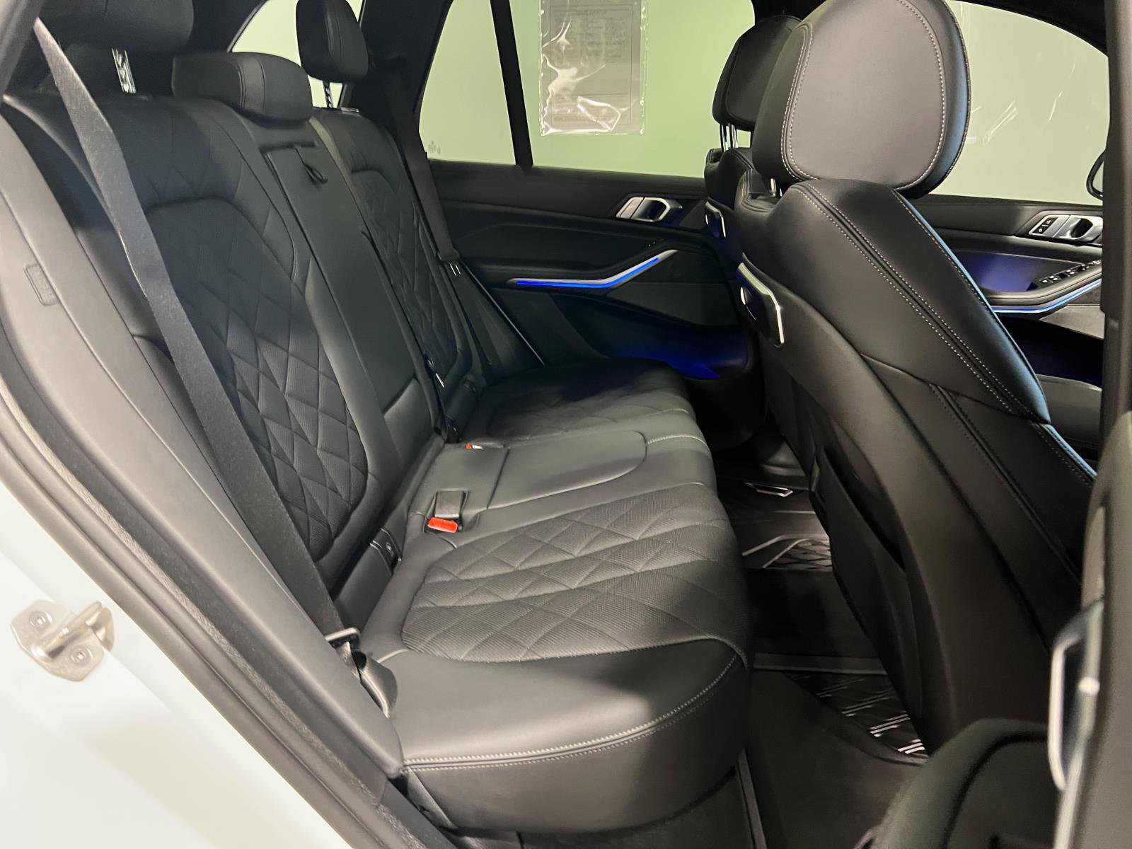 Used 2025 BMW X5 xDrive50e w/ M Sport Package image 37