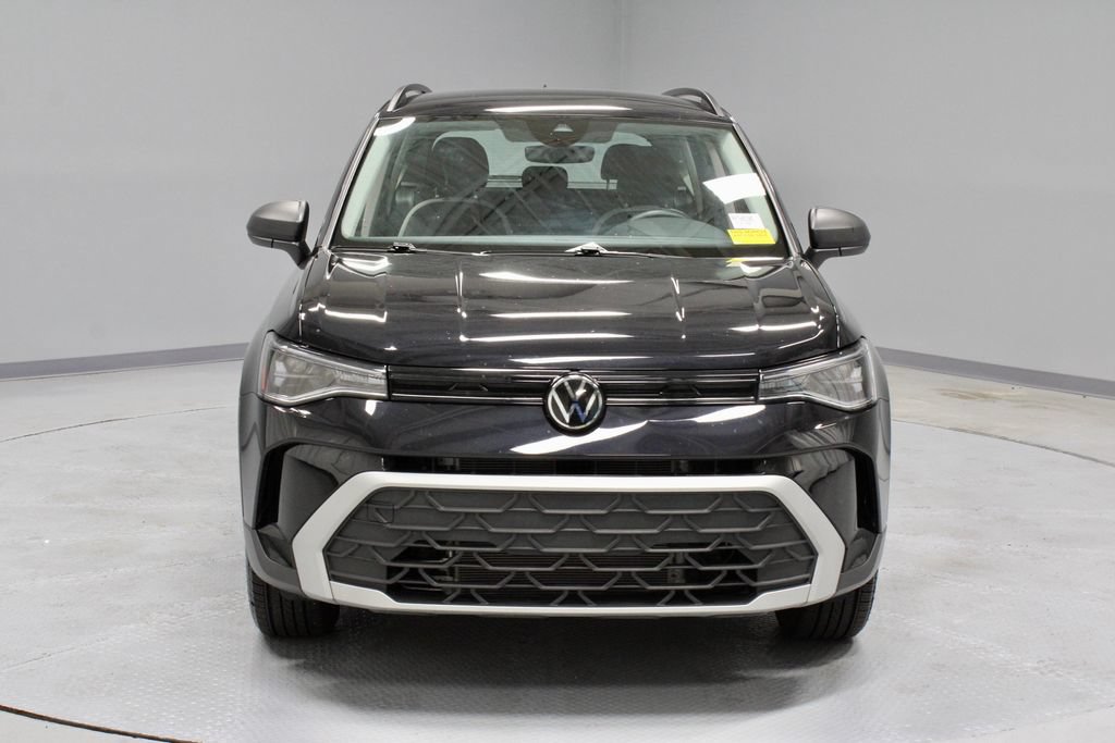 Used 2025 Volkswagen Taos S AWD/4WD image 7